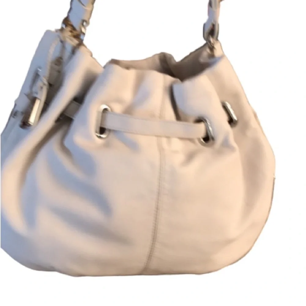 𝅺Cole Haan white ultra soft leather bucket handbag silver hardware